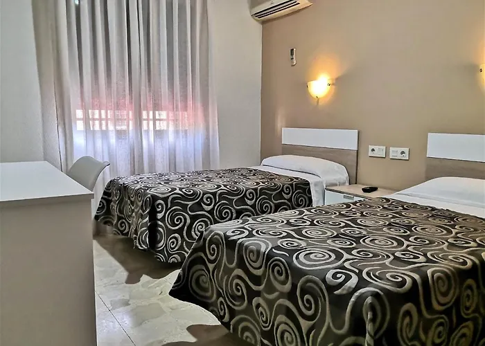 招待所 Madrid I *